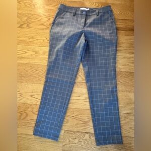 Gray striped Capri golf pants size 4